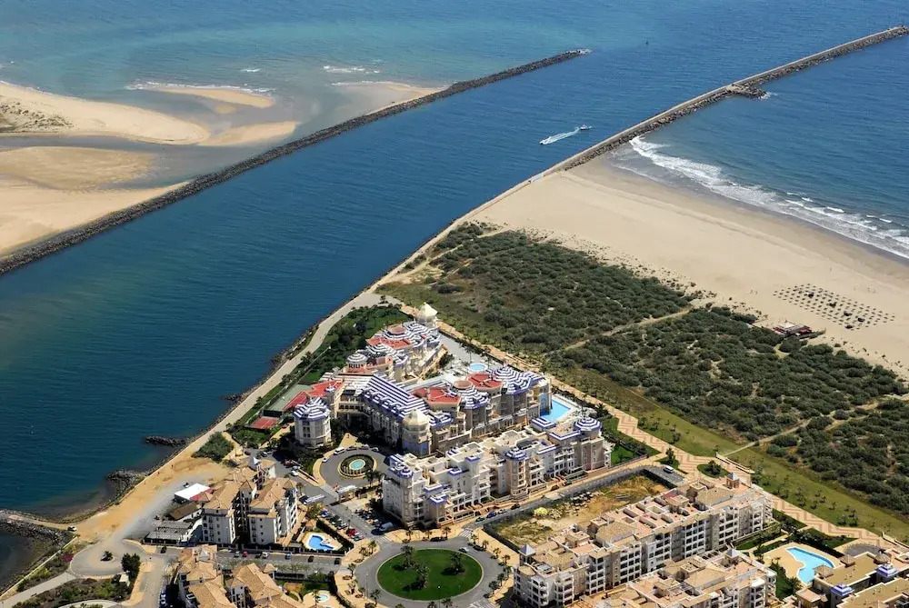 Stay Near Beach in Punta del Moral