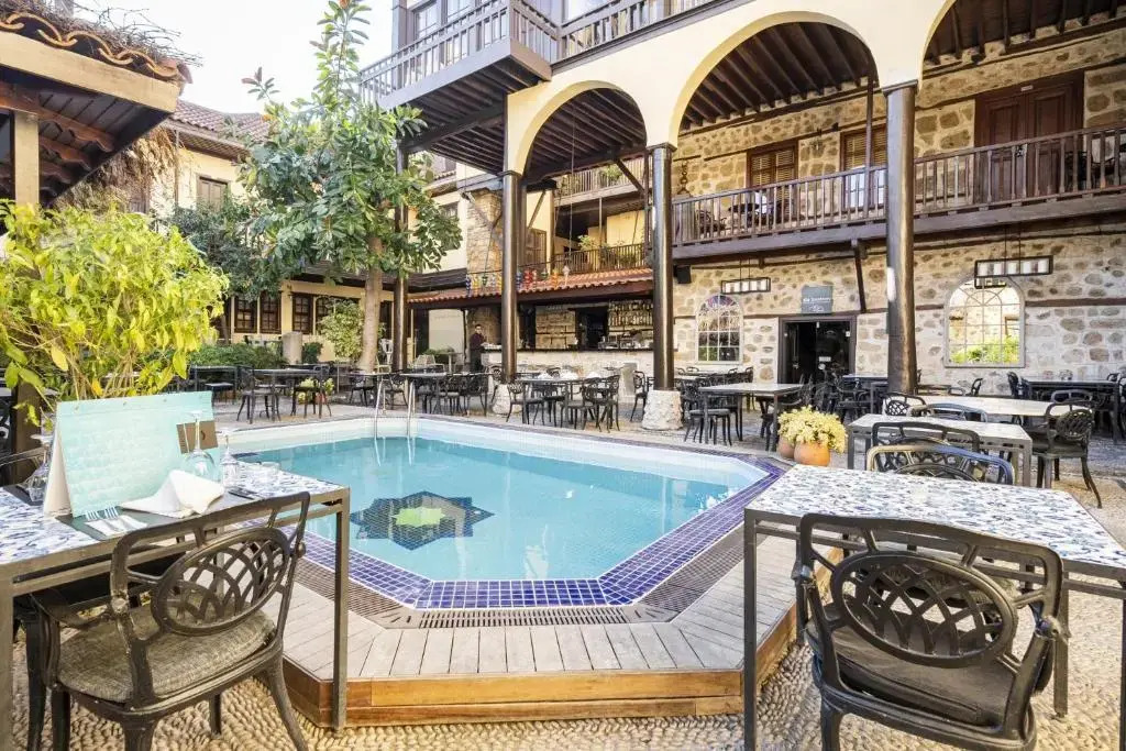 Delightful Flat Near Hadrian s Gate