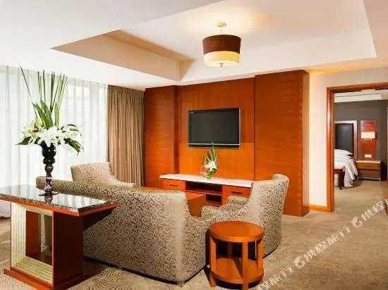 Yunda Sheraton International Plaza Apartment Hotel