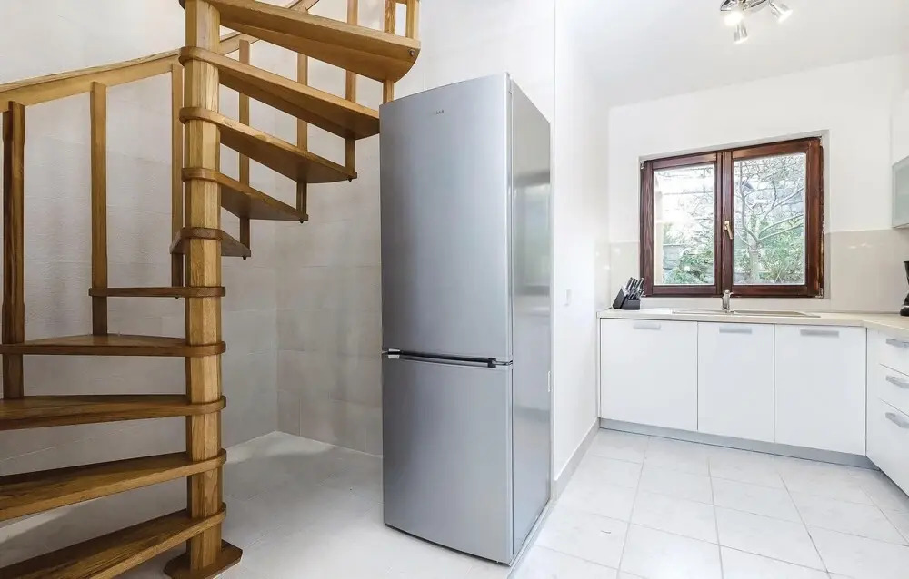 Beautiful Home in Smokvica With Wifi and 6 Bedrooms