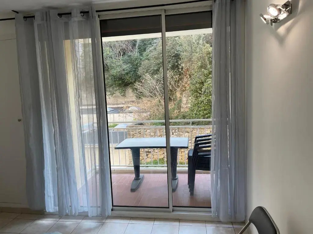 appartement charme T2 cassis plein centre