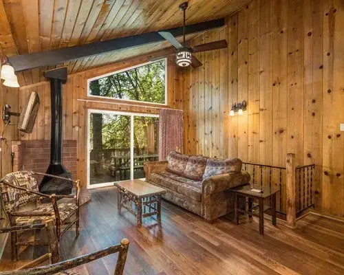 The Pines Resort - 5 Nights, Bass Lake, USA