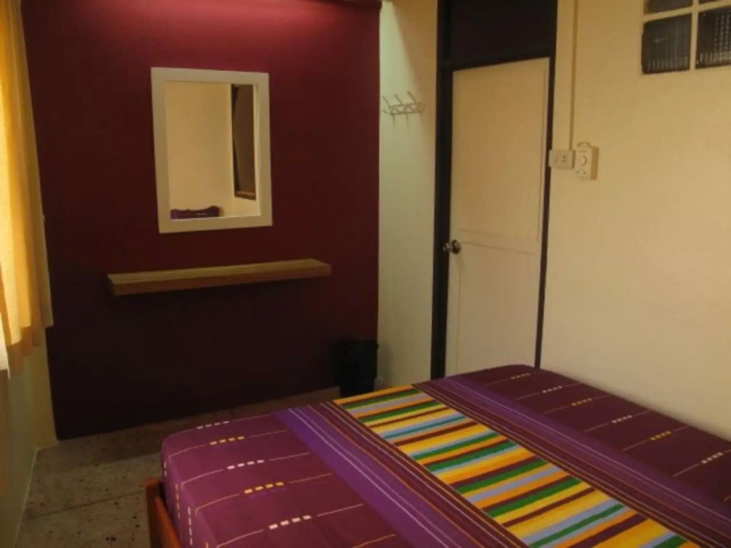 A.T guesthouse - Hostel