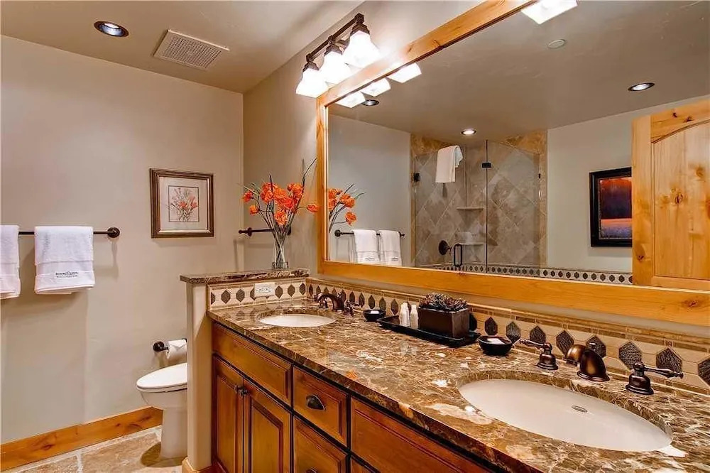 6209 Bear Lodge, Trappeur's Crossing Apartment 3