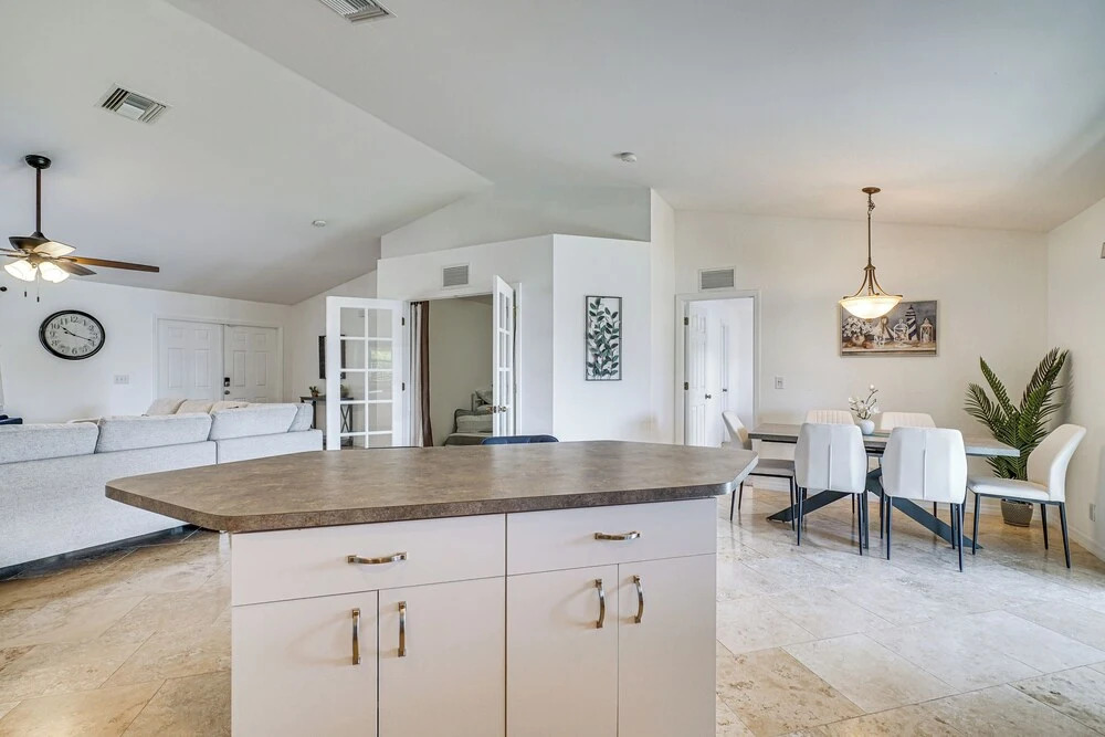 Canal-front Cape Coral Home w/ Fire Pit, By Beach!