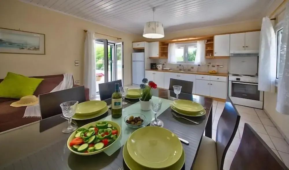 Nyktelia Holiday Villa