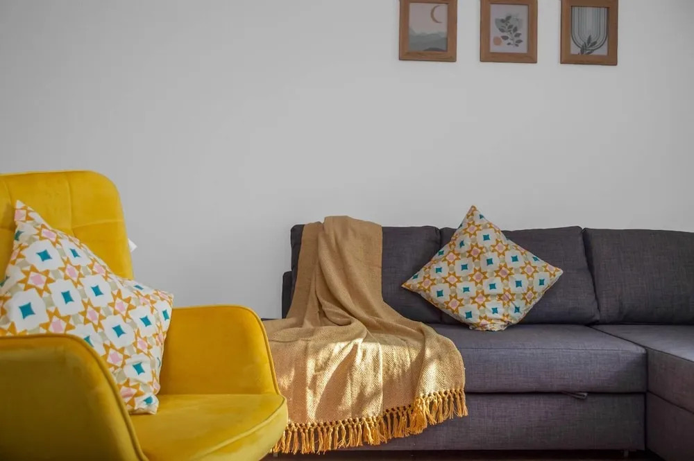 Stylish 1BR Urban Stay, City Centre