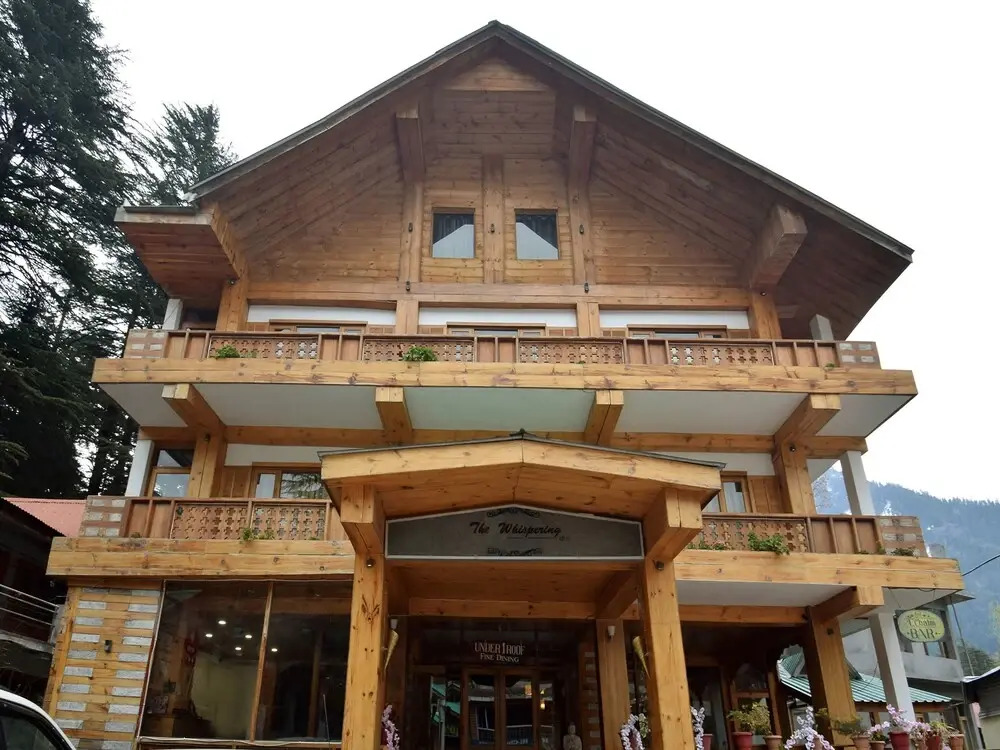 OYO 1430 Hotel Whispering Inn