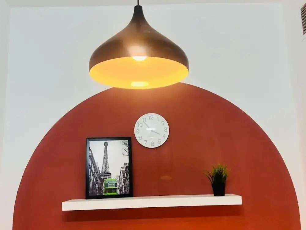 Niche Partition Room in Tecom Near Metro