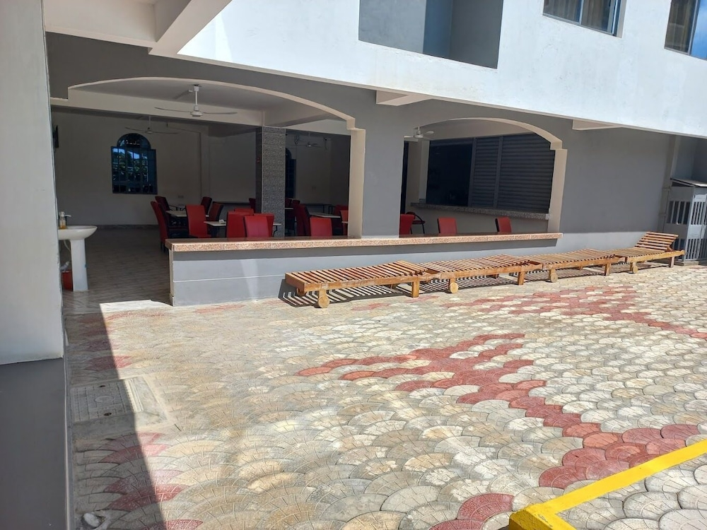 The Treat Hotel Mtwapa