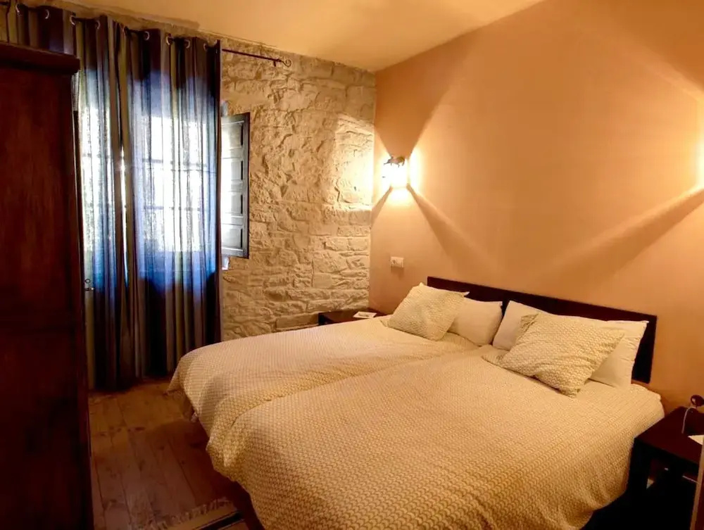 House with 5 Bedrooms in Mieres Del Camino, with Wonderful Mountain View, Balcony And Wifi - 32 Km From the Slopes