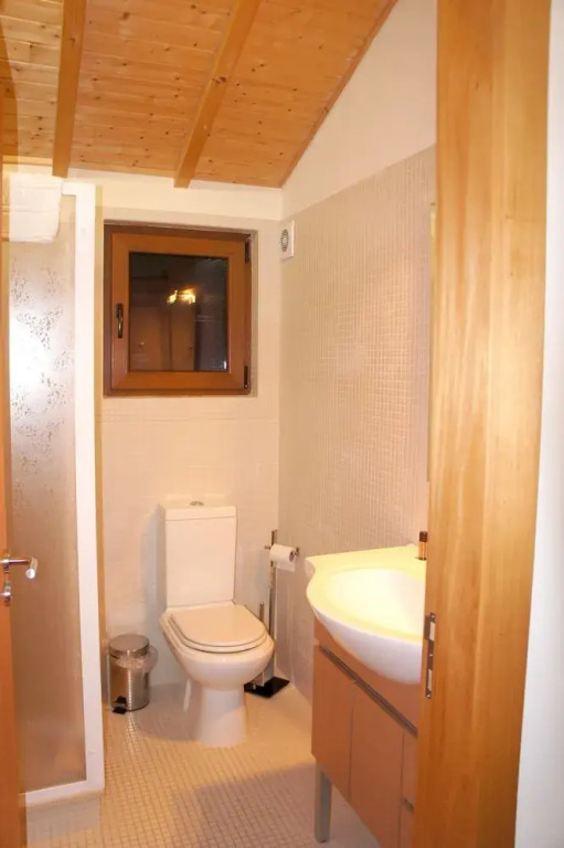 House With 2 Bedrooms in Vieira do Minho, With Wonderful Mountain View