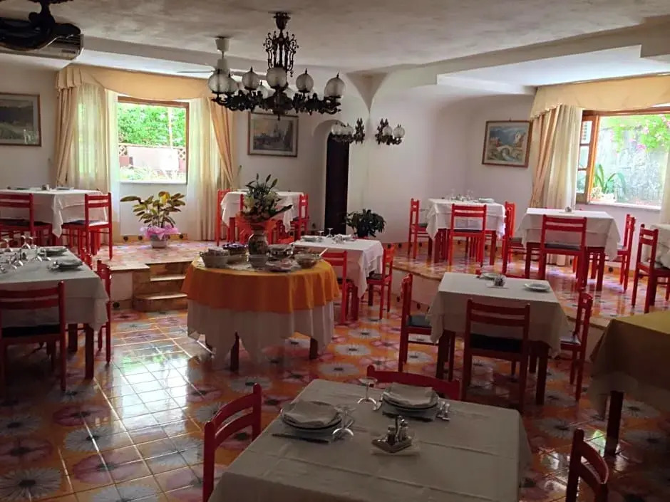 Hotel Villa Hermosa