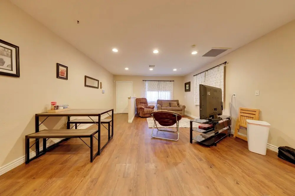 2 Mi to Rotary Park! Pet-friendly Home w/ Fire Pit