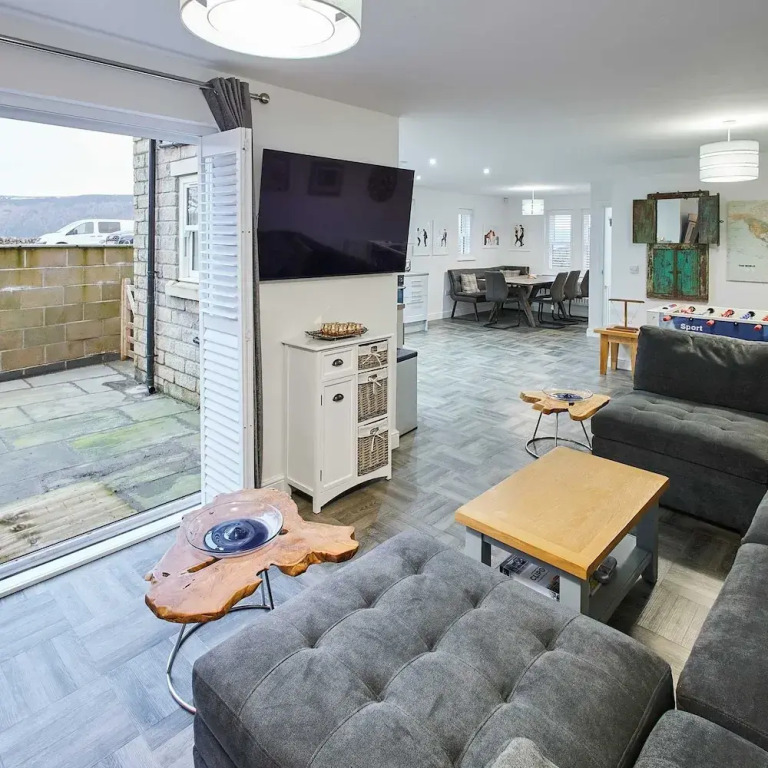 Host Stay Foggyshaw Lodge