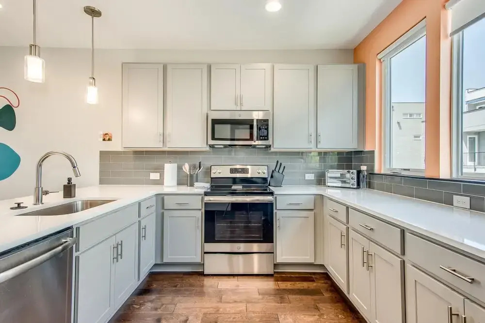 Visually Stunning 2BR 1.5BA Near Downtown ~ Balcony w/ City View