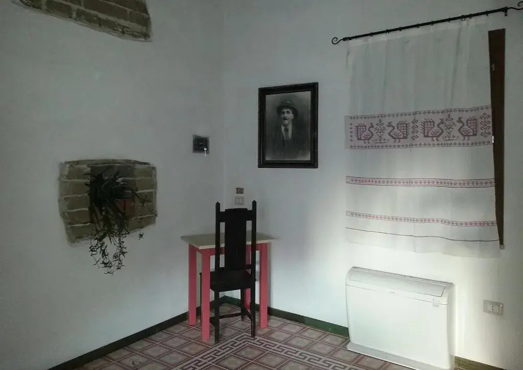 Sa Domu e Crakeras