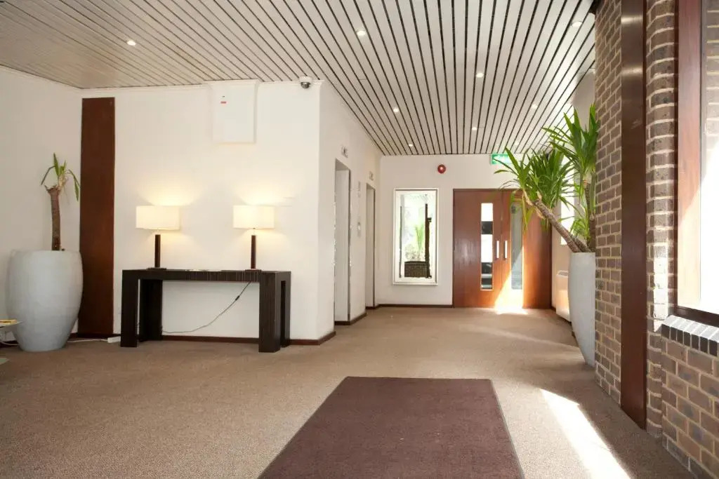 Tower Bridge Apartment