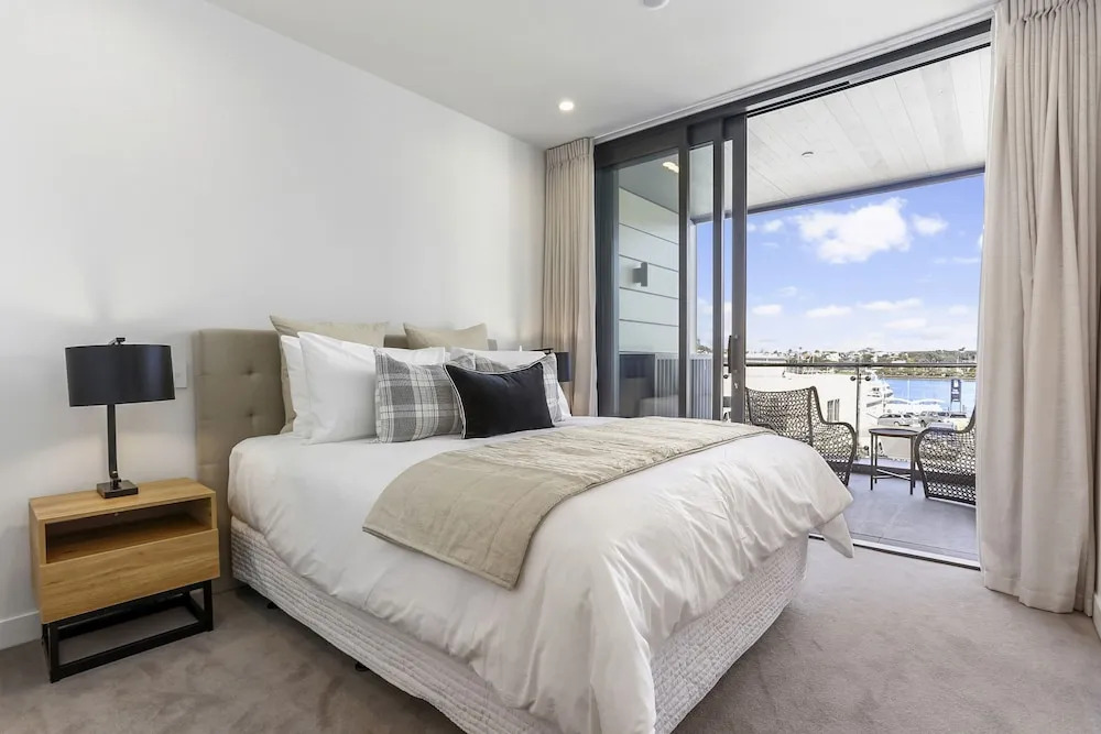 Modern tranquility in the city