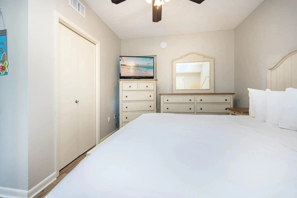 Phoenix X 508 1 Bedroom Condo