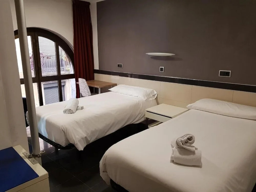 Hostal Levante Barcelona