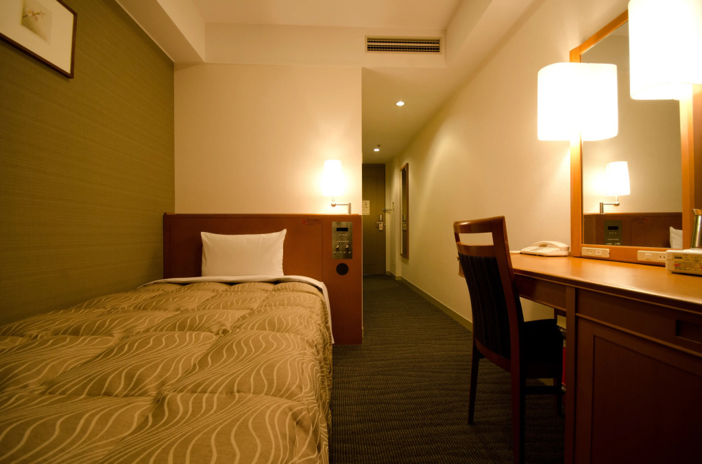 Toshi Center Hotel
