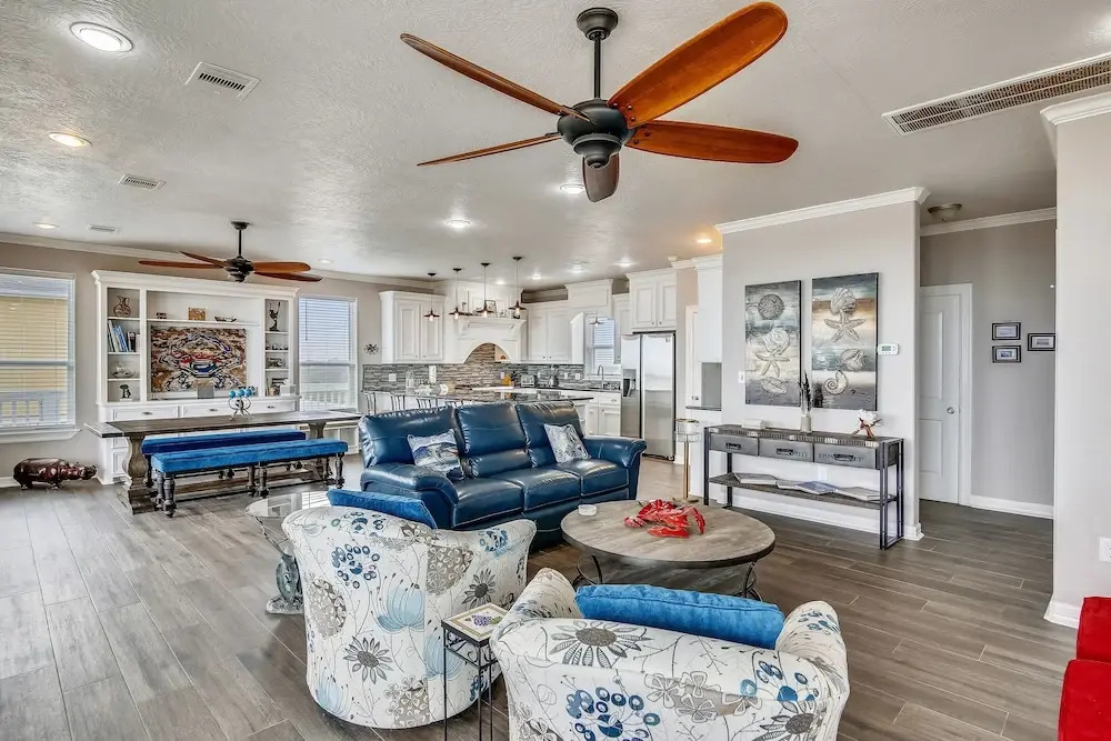 Enchanted Beachfront 3 Bedroom Home