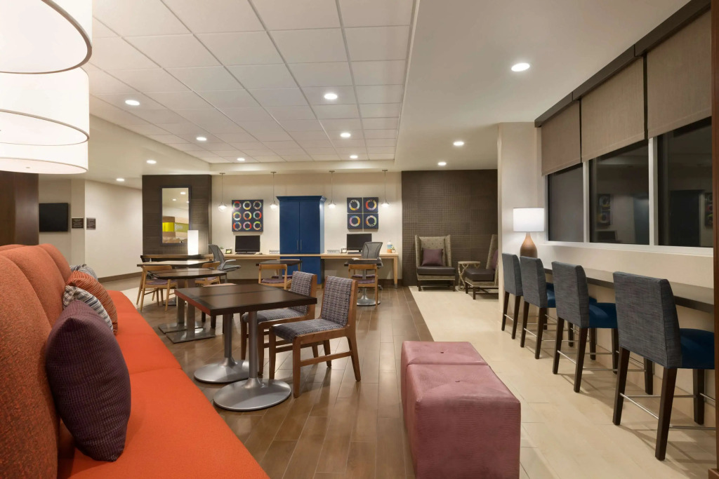 Home2 Suites By Hilton Glendale Westgate
