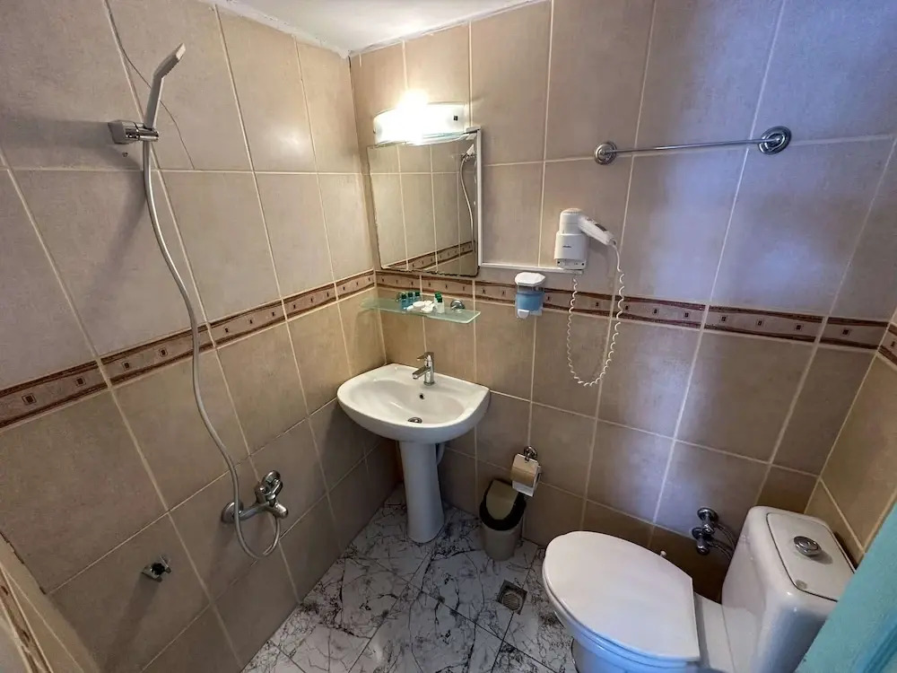 Hikmethan Otel