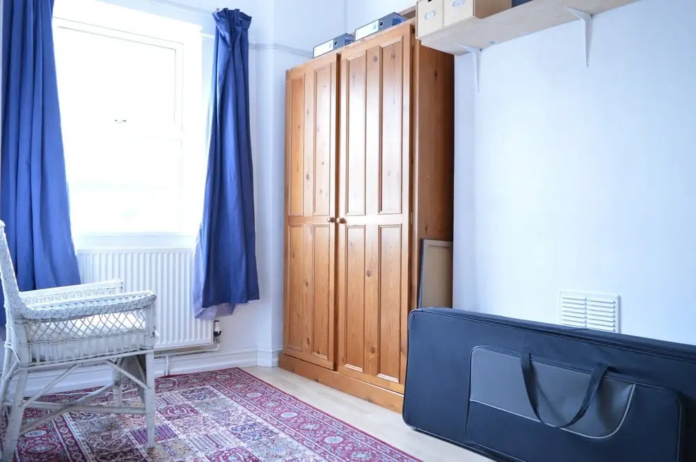2 Bedroom House in Popular Bristol Neighbourhood