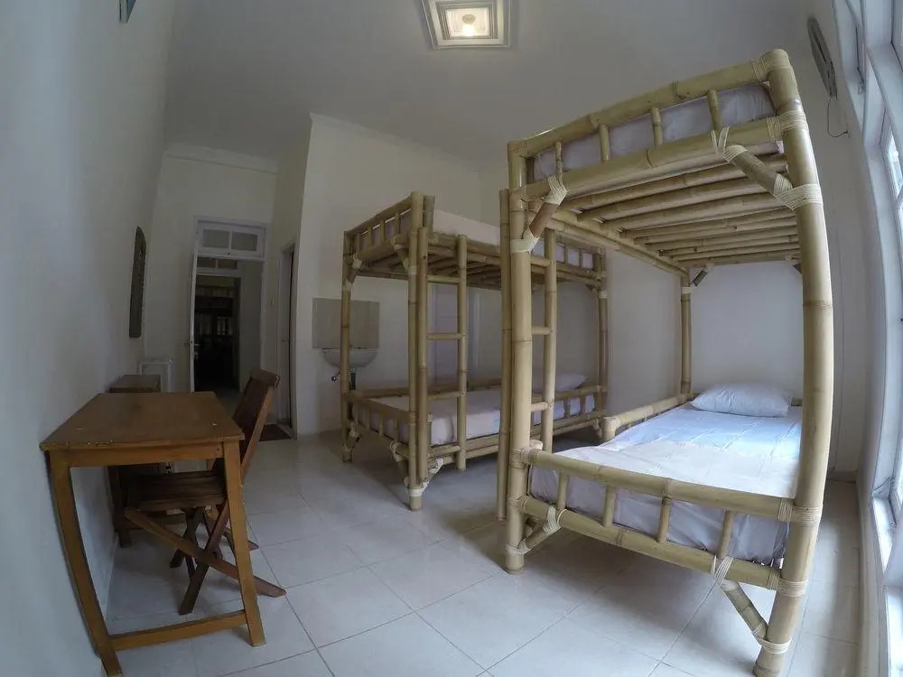 Palmyra Hostel