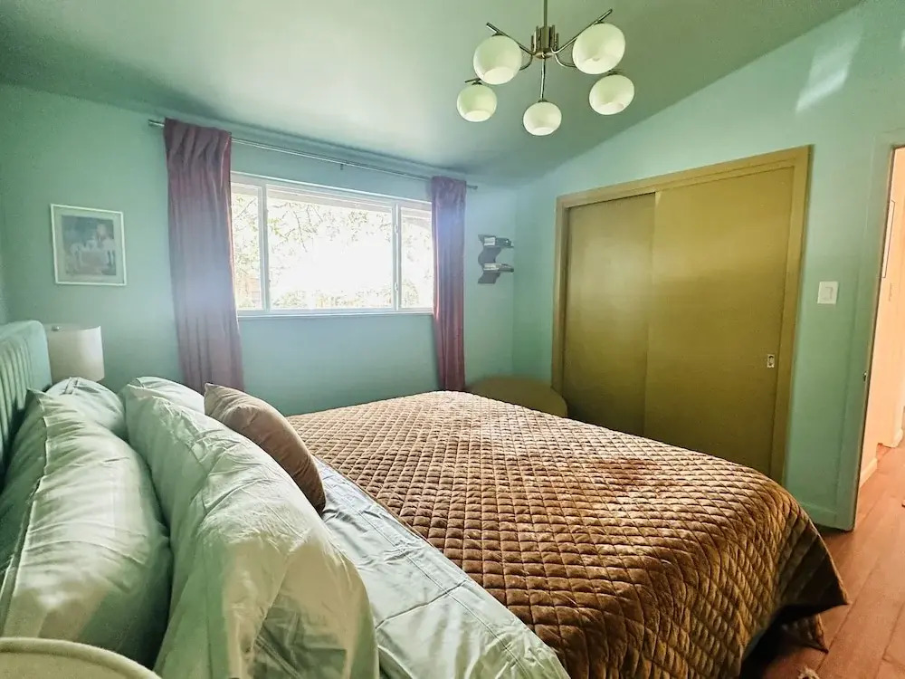 Palma Plaza Unit C