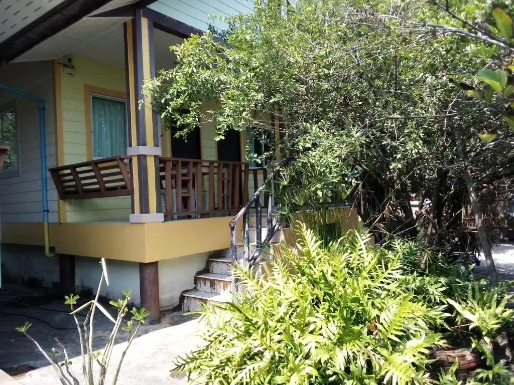 Kanchanaporn resort