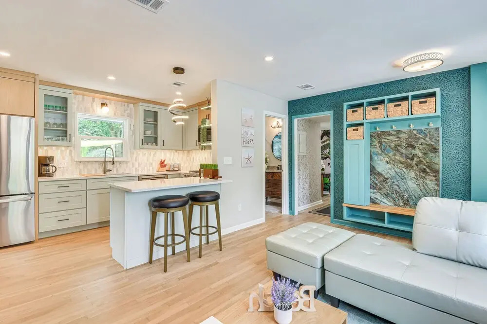 Fort Walton Beach Home: 3 Mi to Beach & Pier!