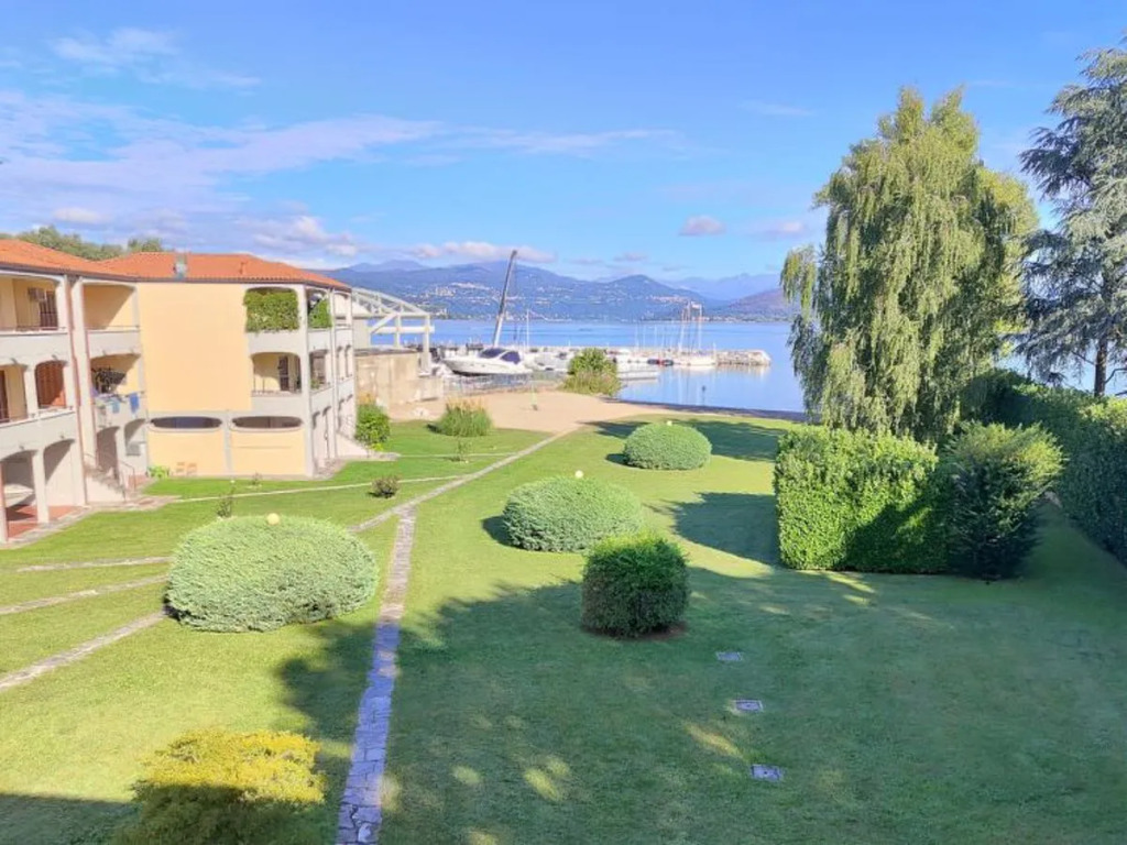 Apartment Roberto Castelletto sopra Ticino