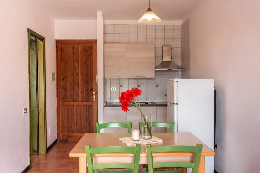 Glorious Residence Le Pavoncelle one Bedroom Sleeps Four Num1452