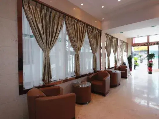 Holiday Inn Shanghai Viberly