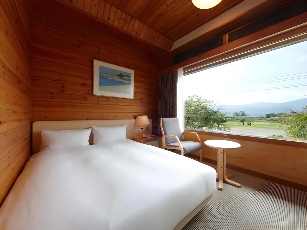 Grand Park Hotel Okubiwako Makino