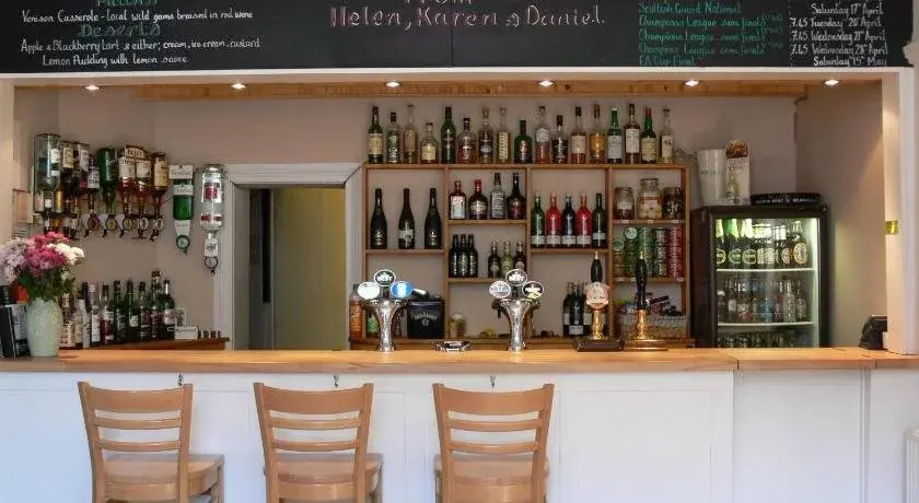 House o' Hill Hotel