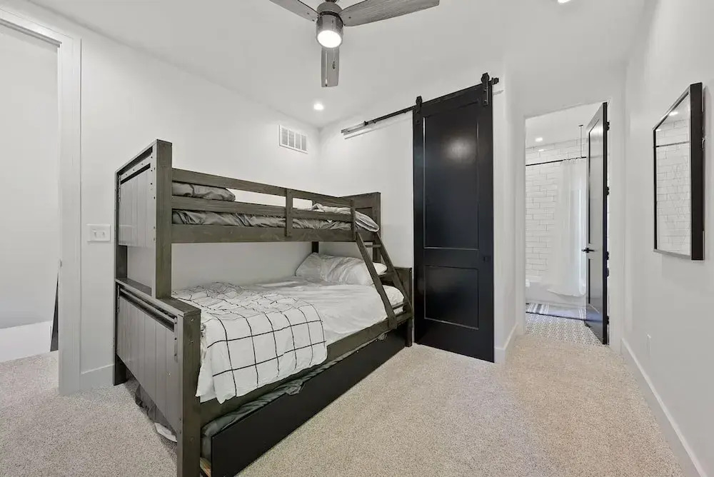 New Lux 3bed 3 5bath Short North