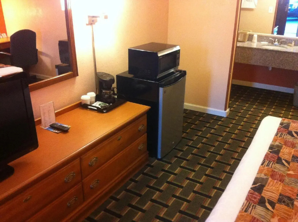 West Bank Inn