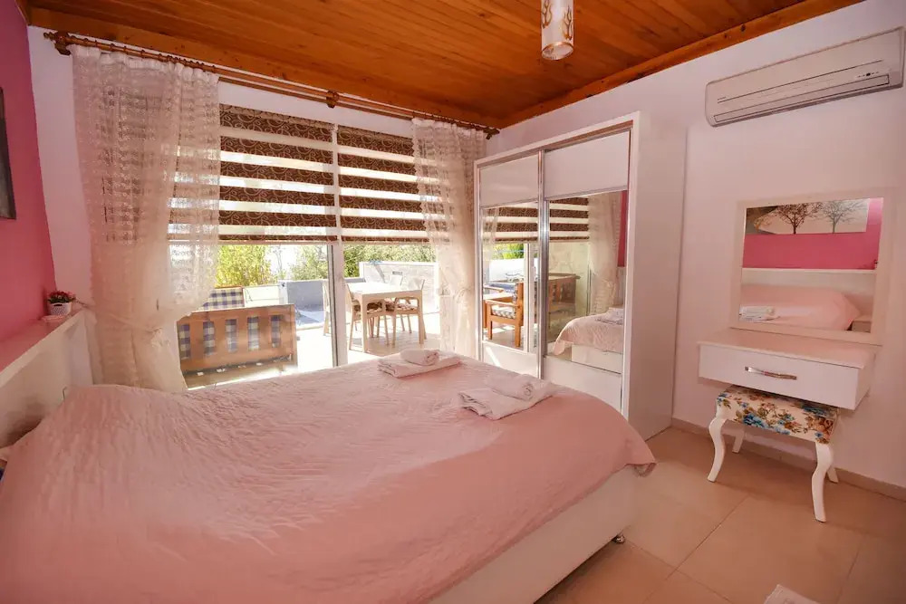 Villa Bengu by Helaltatilvillari