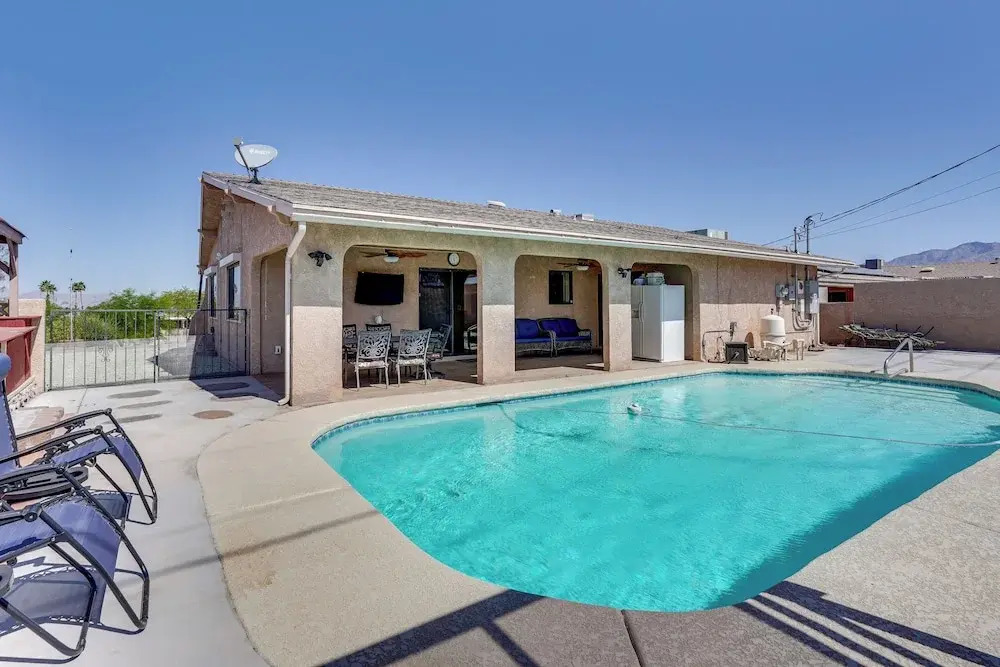 Lake Havasu Vacation Rental 5 Mi to London Bridge!