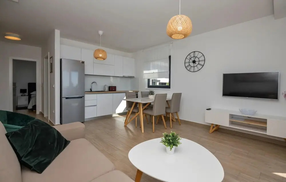 Nice Apartment in Baska Voda With 1 Bedrooms, Heated Swimming Pool and Swimming Pool