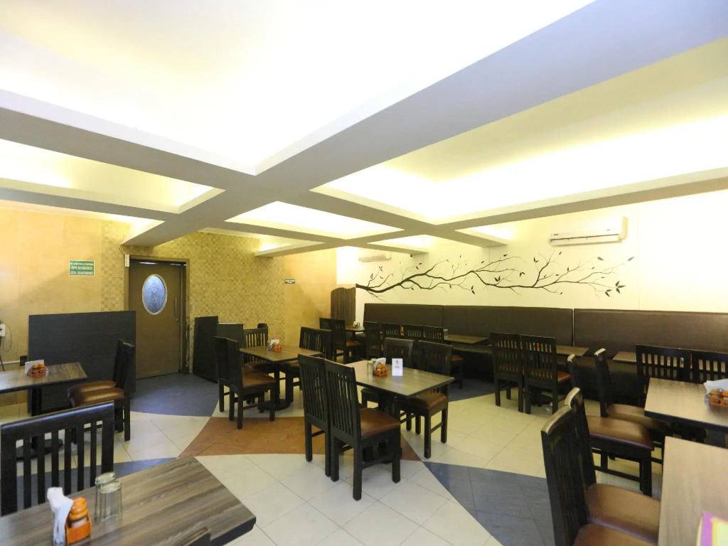 Capital O 14933 RPR Residency