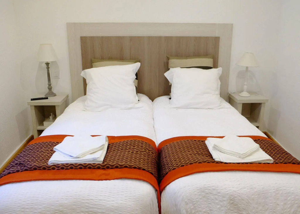 Logis Grand Hotel Pelisson