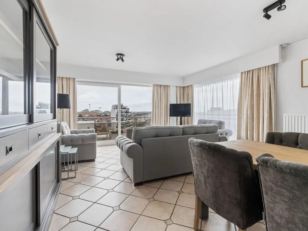 Apartment Near Train Station