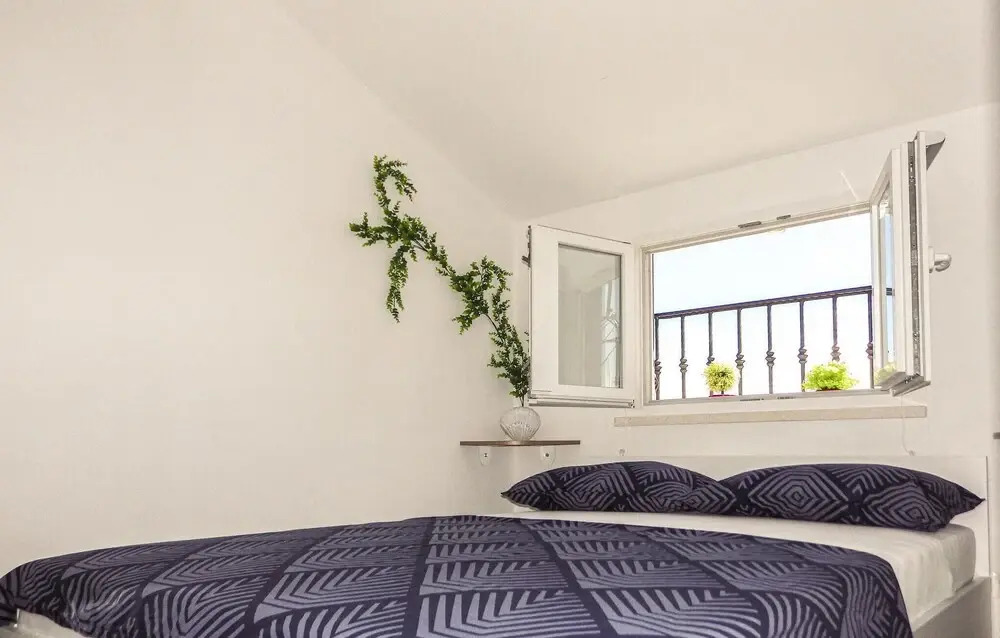 Stunning Apartment in Prizba With Wifi and 2 Bedrooms