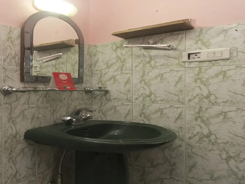 OYO 6984 Hotel Wild Orchid