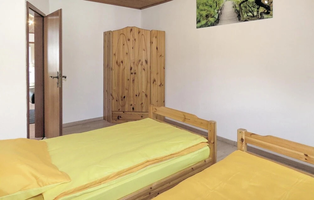 Stunning Apartment in Lahnstein With 1 Bedrooms and Internet
